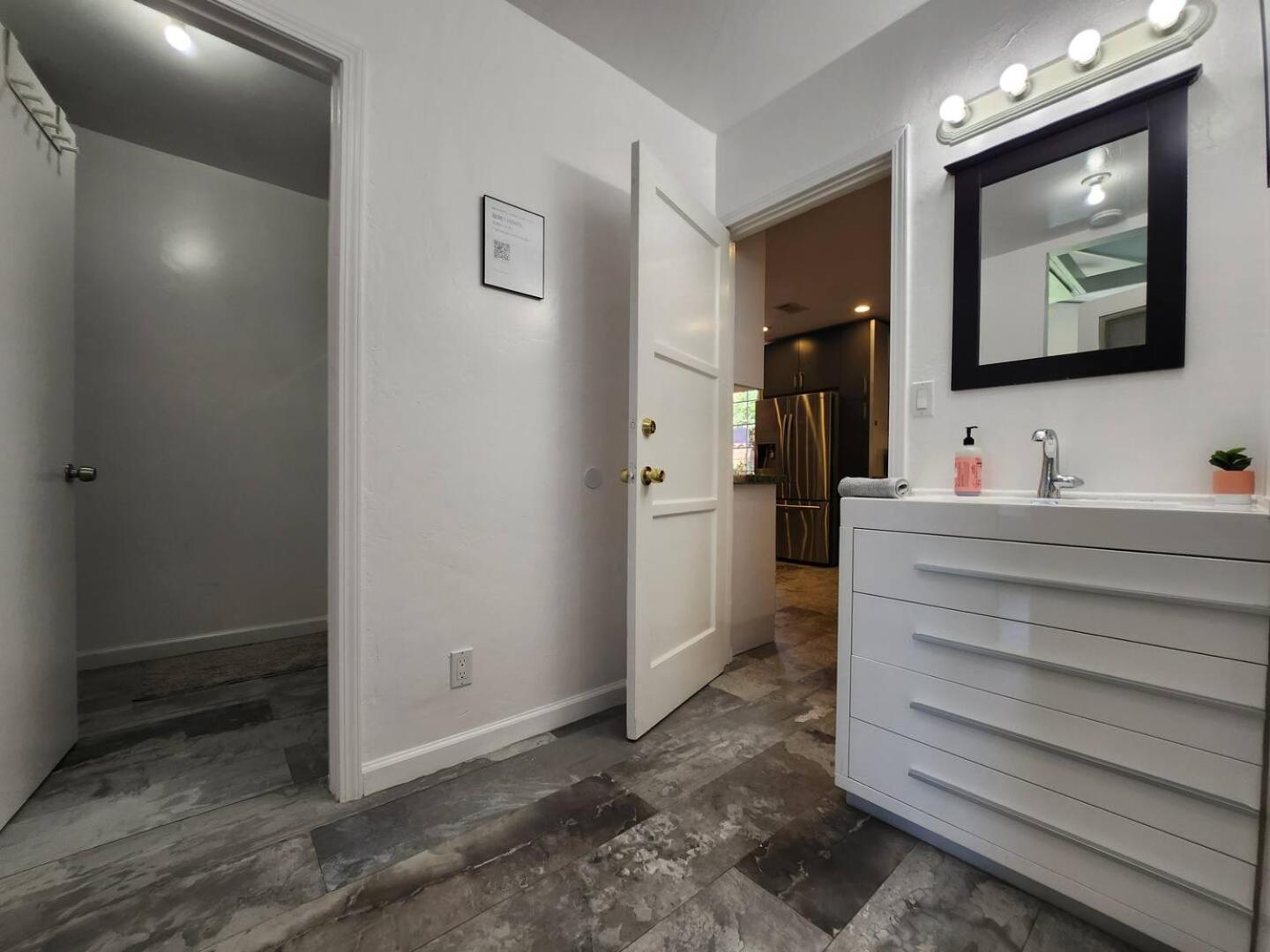 Private Room1 Own Bath Own Entry Shared Kitchen Walk To Ucsd San Diego Exteriör bild